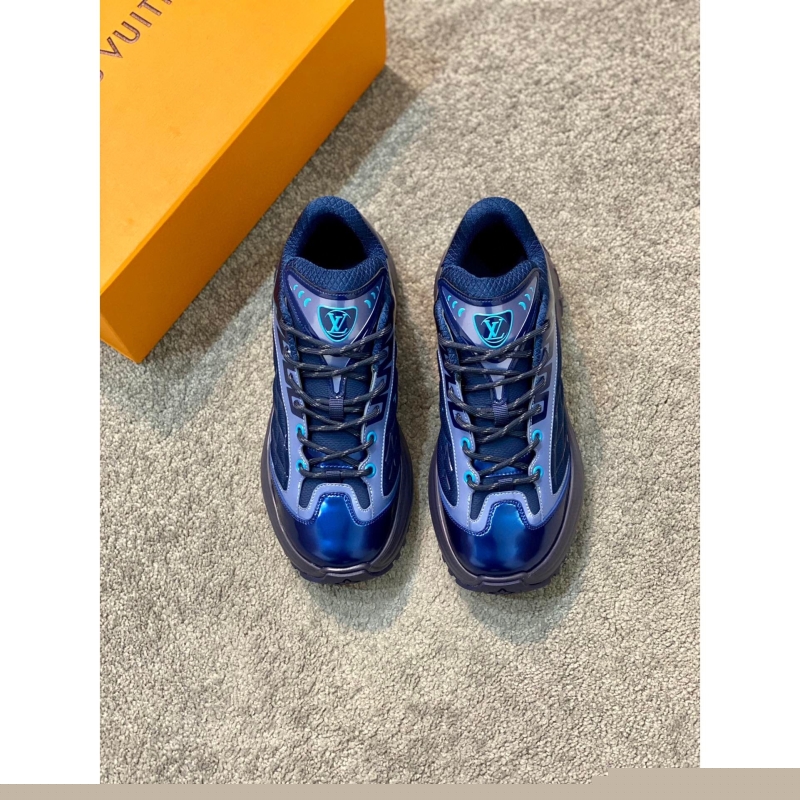 l**is V*t*n sneakers